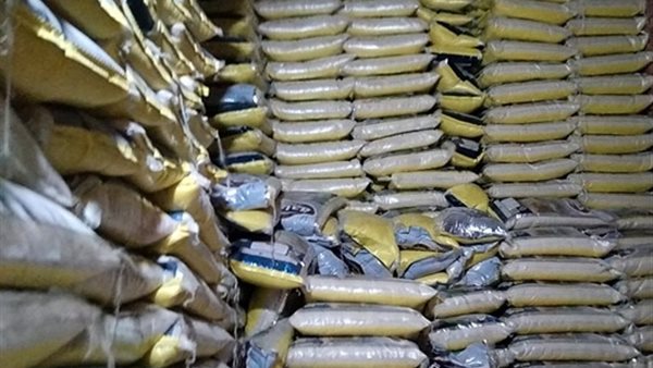 سلع تمونية غير مزخصة