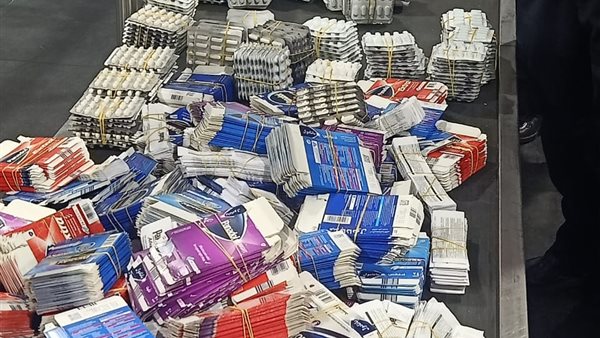 جمارك مطار القاهرة