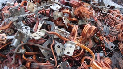 غرفتا الصناعات الهندسية والمعدنية تطالبان بفرض رسوم تصدير على الخردة بجميع أنواعها