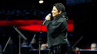 بعد ظهورها بوزن زائد.. أخصائية نفسية: أزمة طلاق شيرين عبدالوهاب أفقدتها علامات الأنوثة