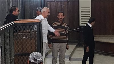 بتهمة الإضرار بأمن وسلامة المجتمع.. محاكمة عبدالمنعم أبو الفتوح ومحمود عزت و23 آخرين 