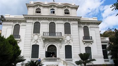  متحف الإسكندرية القومي يعلن عن عرض لوحة جنائزية لتقديم القرابين