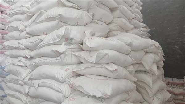 ضبط 102 طن مواد غذائية