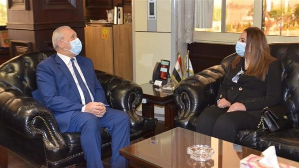 محافظ الأقصر يستقبل