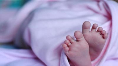 خافت جوزها يفضحها.. إحالة أوراق سيدة للمفتي لقتل طفلتها بأوسيم