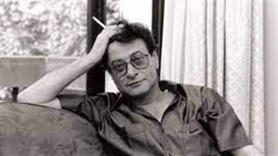 أبرزها ديوان كزهر اللوز أو أبعد.. تعرف على مؤلفات الشاعر محمود درويش 