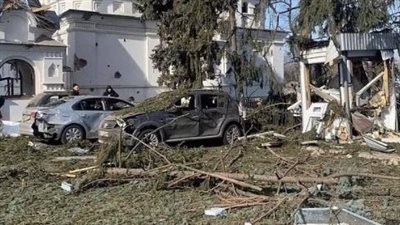 بعد تدمير مسجد أمس.. قصف دير مسيحي كان يحتمي به اللاجئين بأوكرانيا