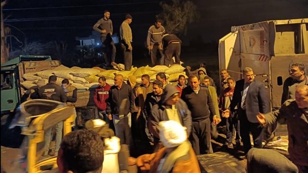 إنقلاب سيارة تريلا