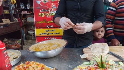 يزيد الإقبال على الحباش في رمضان.. حكاية أشهر أكلة بدمنهور | بث مباشر