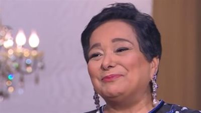 وصول جثمان أنيسة حسونة إلى مسجد الشرطة في الشيخ زايد لأداء صلاة الجنازة | بث مباشر