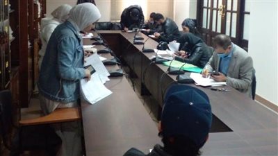 بث مباشر | الهجرة تستقبل أوراق الطلاب العائدين من أوكرانيا الراغبين في الالتحاق بالجامعات المصرية