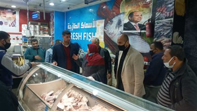 رئيس حي غرب شبرا: تحرير 50 محضر تمويني وضبط لحوم فاسدة خلال حملة مُكبرة