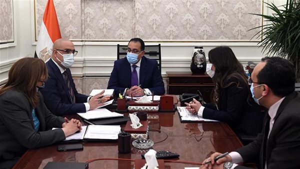 رئيس الوزراء ووزير