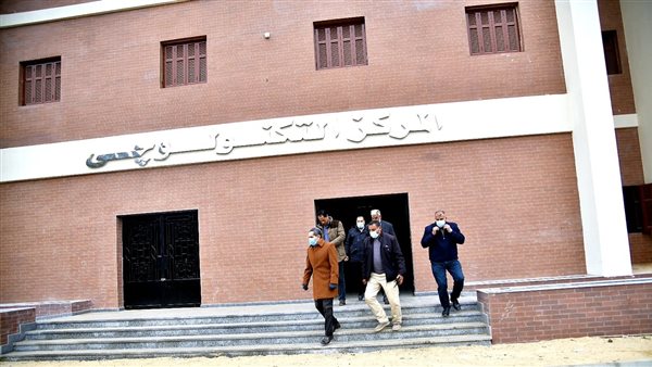 محافظ الغربية يتفقد