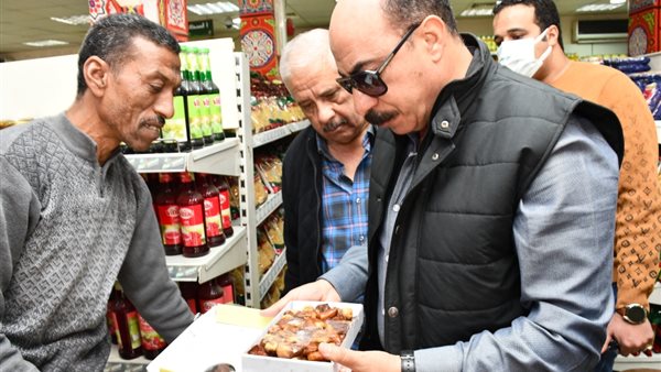 محافظ أسوان