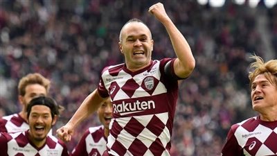 إنيستا يقود فيتسيل الياباني للتأهل إلى دور المجموعات في دوري أبطال آسيا 