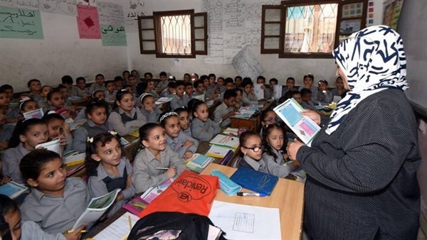 المعلمين في المدارس