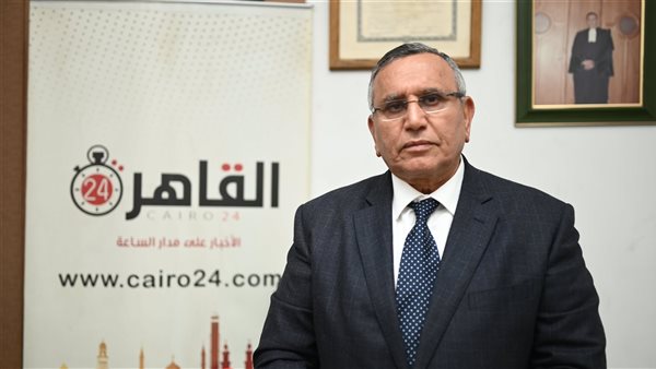 الدكتور عبد السند