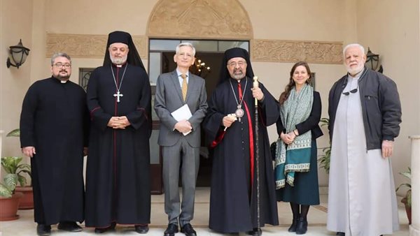 الأنبا إبراهيم إسحق