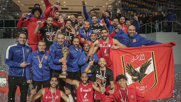 الأهلي بطلًا لكأس