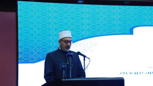 الدكتور نظير عياد