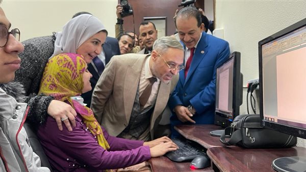 نيفين القباج وزيرة