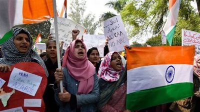 حظر ارتداء الحجاب بالمدارس والجامعات الهندية بقرار من المحكمة | فيديو 