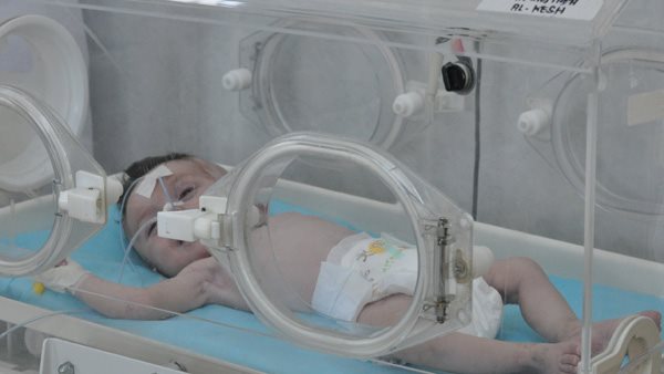 تعرض طفل للإهمال