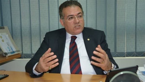 مدحت إسطفانوس