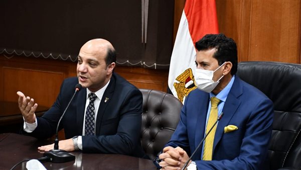 وزير الرياضة ورئيس