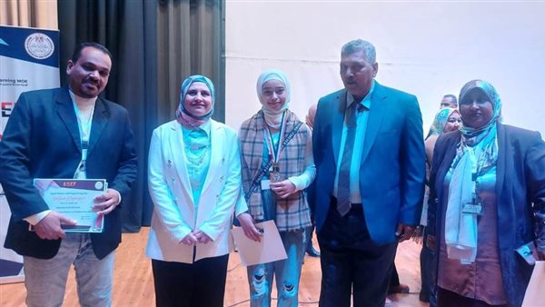 تكريم الفائزين