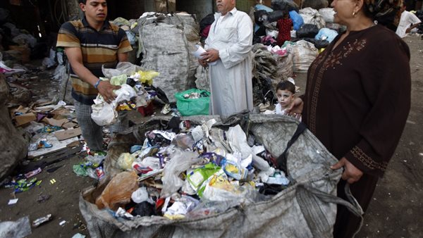 جمع المخلفات