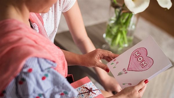 هدايا عيد الأم -