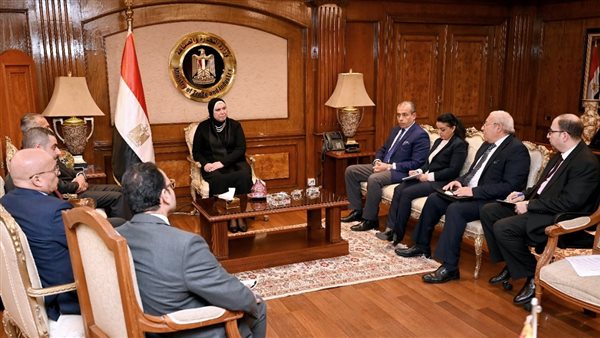 نيفين جامع وزيرة