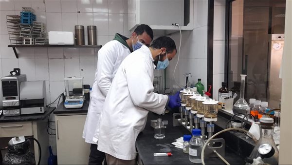 اختبار عينات المياه