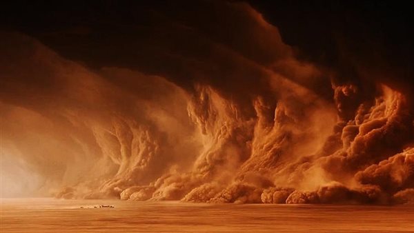 عاصفة حمراء