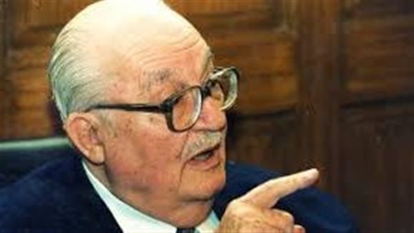 الأديب ثروت أباظة