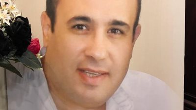 في يوم الطبيب │ زوجة أول شهيد بكورونا من الجيش الأبيض: رفض ترك مرضاه.. وكشفه كان بالمجان