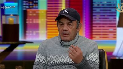 كل حبايبي ماتوا ومقدرش أزعل من السقا.. أبرز تصريحات علاء مرسي ببرنامج التاسعة