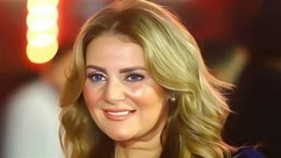 رانيا محمود ياسين: أجرنا يعيشنا مستورين.. ومفيش حد فينا مُرفّه