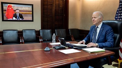 البيت الأبيض: بايدن أبلغ الرئيس الصيني بوجود عواقب إذا قدمت بكين دعما ماديا لموسكو