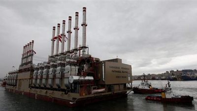 الكهرباء تكشف تفاصيل تنفيذ أول محطة كهرباء عائمة في مصر