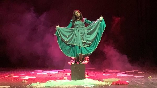 العرض المسرحي - صورة