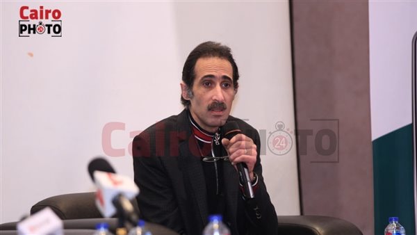 الكاتب الصحفي مجدي