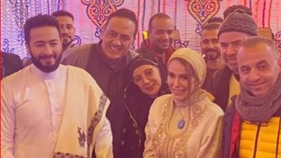 بحضور حمادة هلال.. أسرة المداح 2 تحتفل بزواج دنيا عبد العزيز