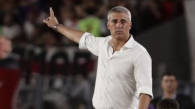 الدحيل يتعاقد مع الأرجنتيني كريسبو لقيادة الفريق خلفًا لـ لويس كاسترو