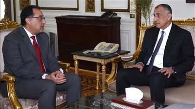 7 صباحا.. تفاصيل اجتماع طارئ لمحافظ المركزي بمجلس الوزراء وتوقعات بقرارات عاجلة │ خاص