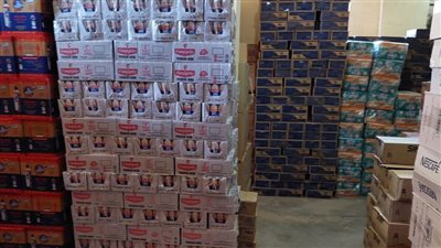 ضبط 25 طن مواد غذائية مخبأة داخل مخازن بطنطا بغرض الاحتكار