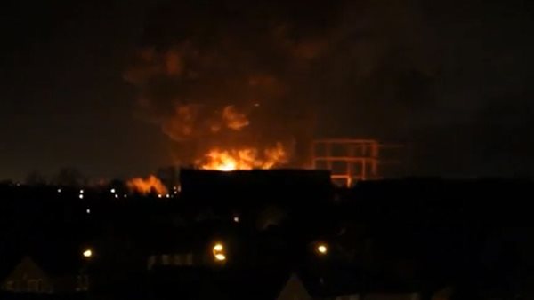 حرائق تستعر في مستنقعات