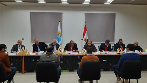  لجنة لاختبار العمالة